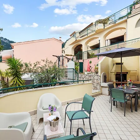 شقة Charmante Maison - Proche Monaco - Piscine Partagee - Dp بوزولي