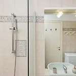 Charmante Maison - Proche Monaco - Piscine Partagee - Dp * 보솔레이
